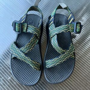 Kids size 13 green/yellow outdoor Chacos sandals shoes